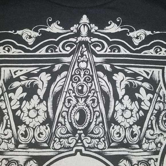 🥁 D DRUM T-shirt - Picture 3 of 9